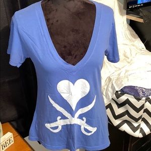 TWO SUPER CUTE WILDFOX TSHIRTS 🔥🔥🔥🔥🔥